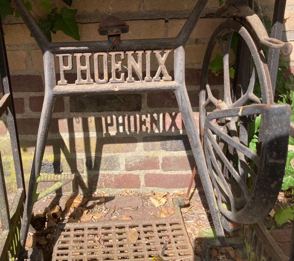 Vintage Phoenix Naaimachine Onderstel - Decoratief, Ophalen
