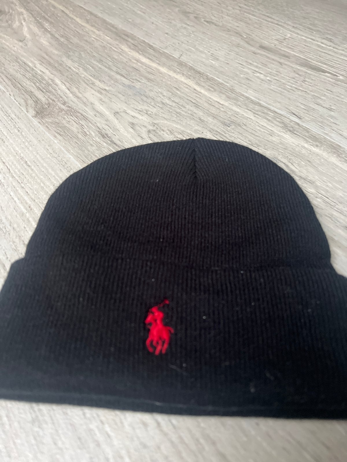 Zwarte Ralph Lauren Muts met Rood Logo, Ophalen of Verzenden, Nieuw, Overige maten, Muts