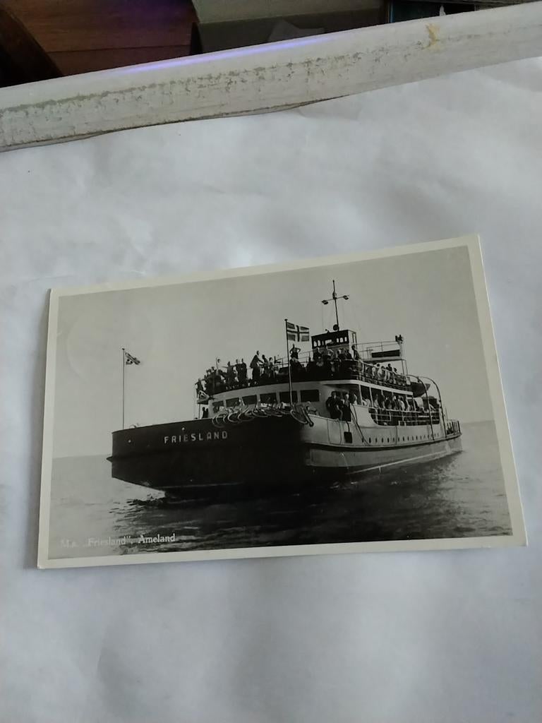 M.s. "FRIESLAND"  AMELAND. 1957, Ophalen of Verzenden, 1940 tot 1960, Klederdracht
