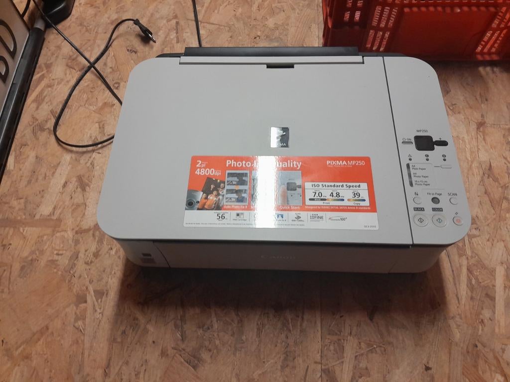 Printer Canon Pixma MP250 + nieuwe kleuren cartridge, Computers en Software, Printers, Kleur printen, Canon, Inkjetprinter, All-in-one