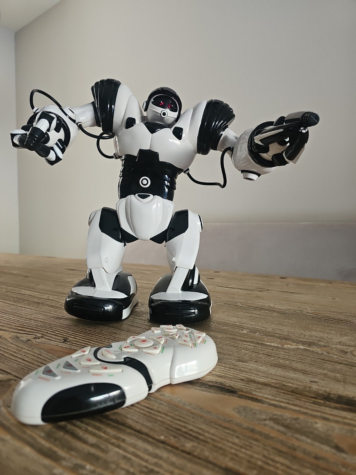 WowWee Robosapien Robot + Afstandsbediening | 100% Werkend, Ophalen of Verzenden, Zo goed als nieuw