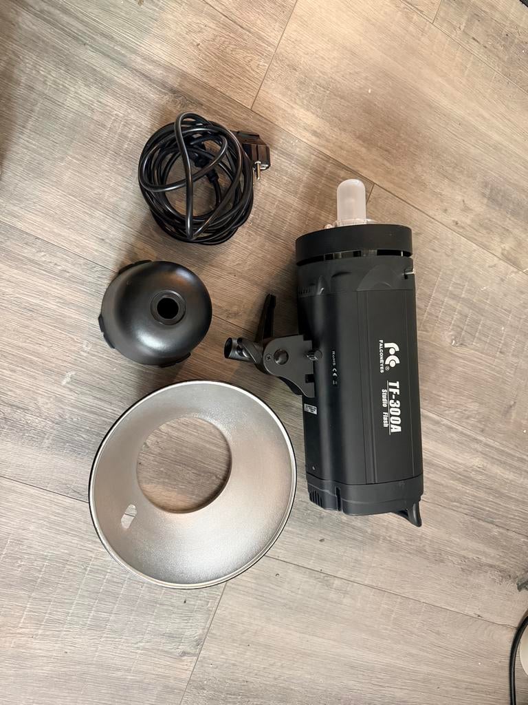 Falcon Eyes Studioflitser TF-300A - Zo goed als nieuw, Ophalen, Zo goed als nieuw, Overige merken