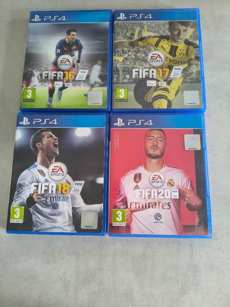 PS4 Fifa games, Ophalen, Zo goed als nieuw, Sport, 3 spelers of meer