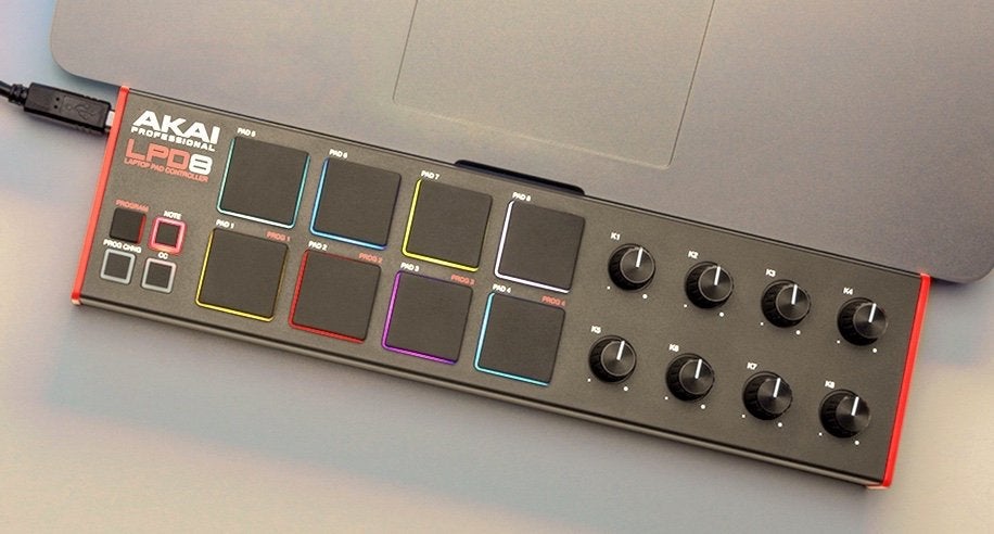Akai Professional LPD8 MK2 MIDI Pad Controller, Ophalen of Verzenden, Zo goed als nieuw