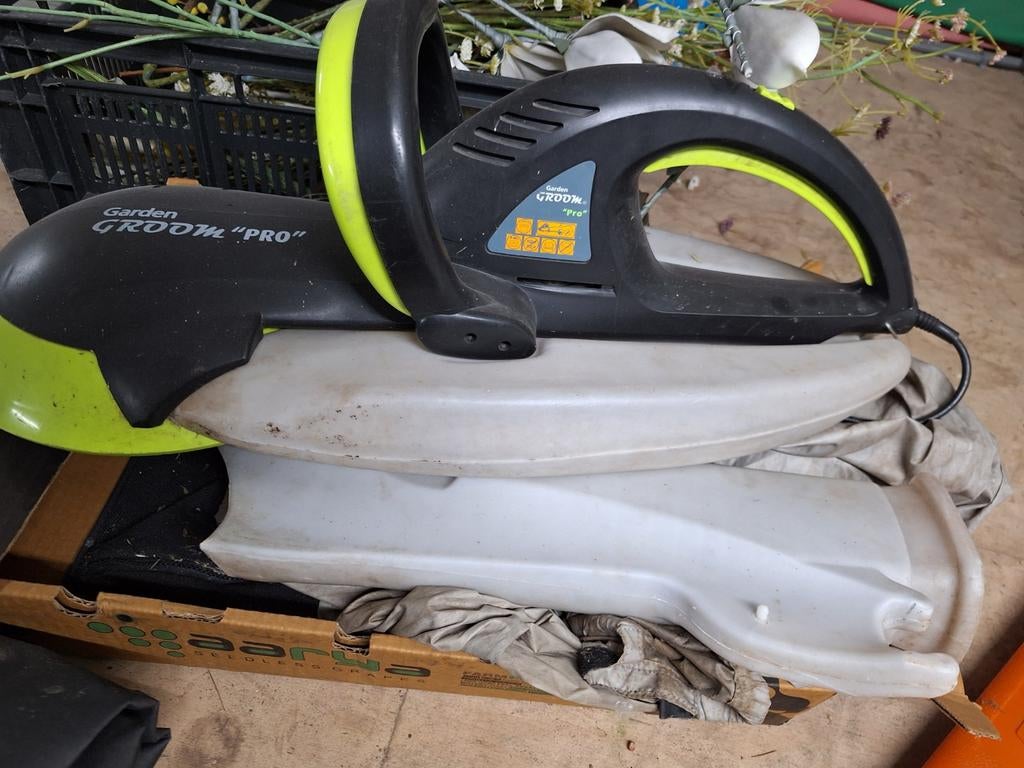 Te koop garden groom pro, Ophalen