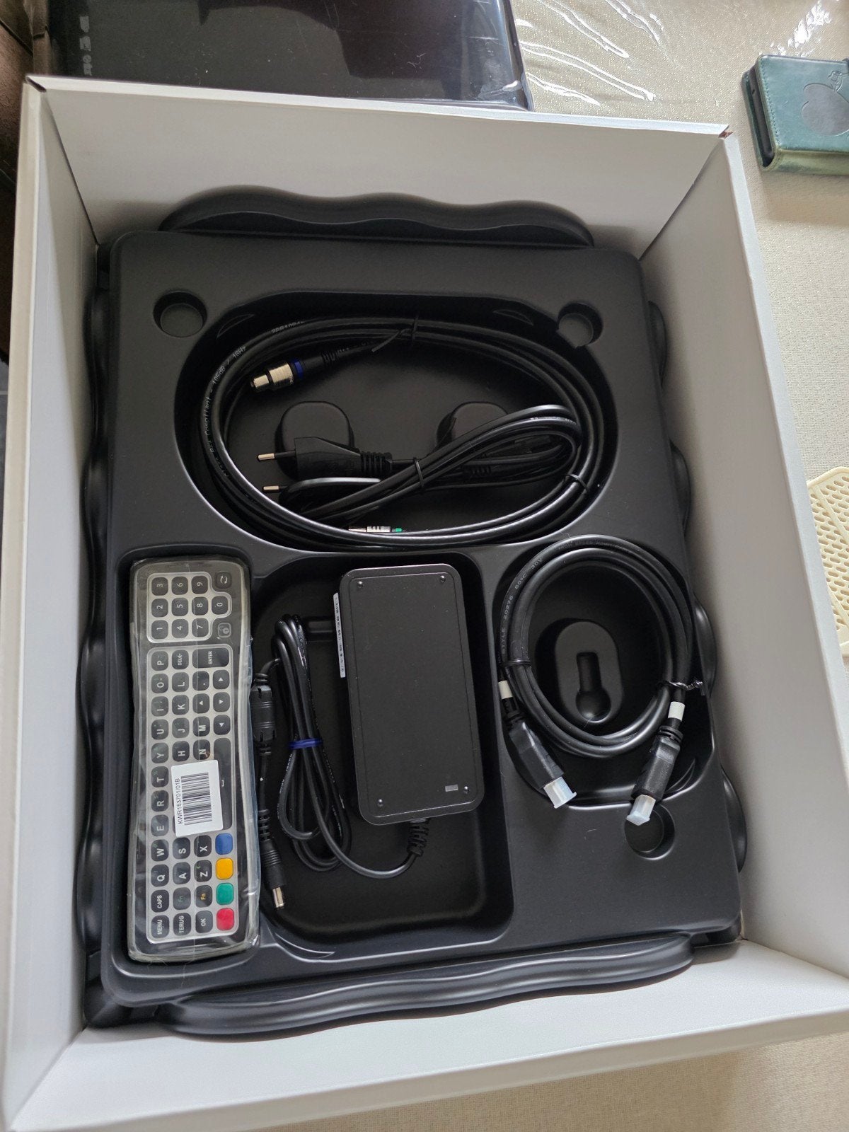 Ziggo decoder en harddiskrecorder ongebruikt., Audio, Tv en Foto, Decoders en Harddiskrecorders, Ophalen of Verzenden, Nieuw
