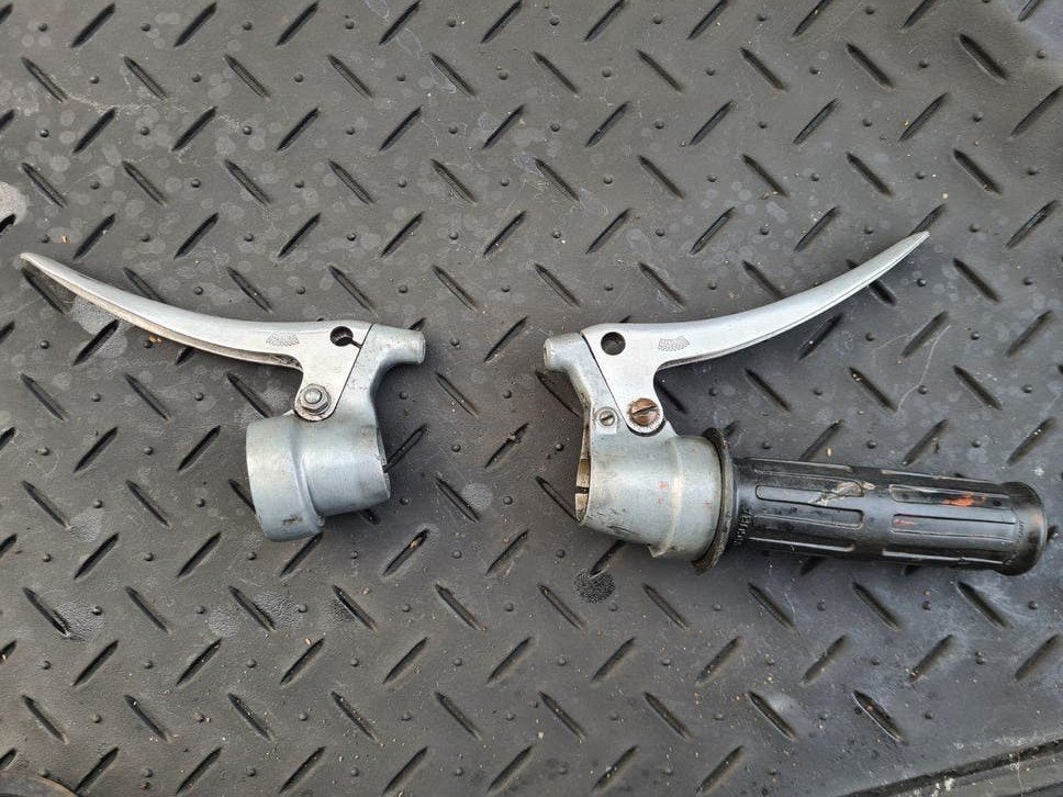 Magura originele set hendels in goede staat., Ophalen of Verzenden, Overige typen, Overige merken