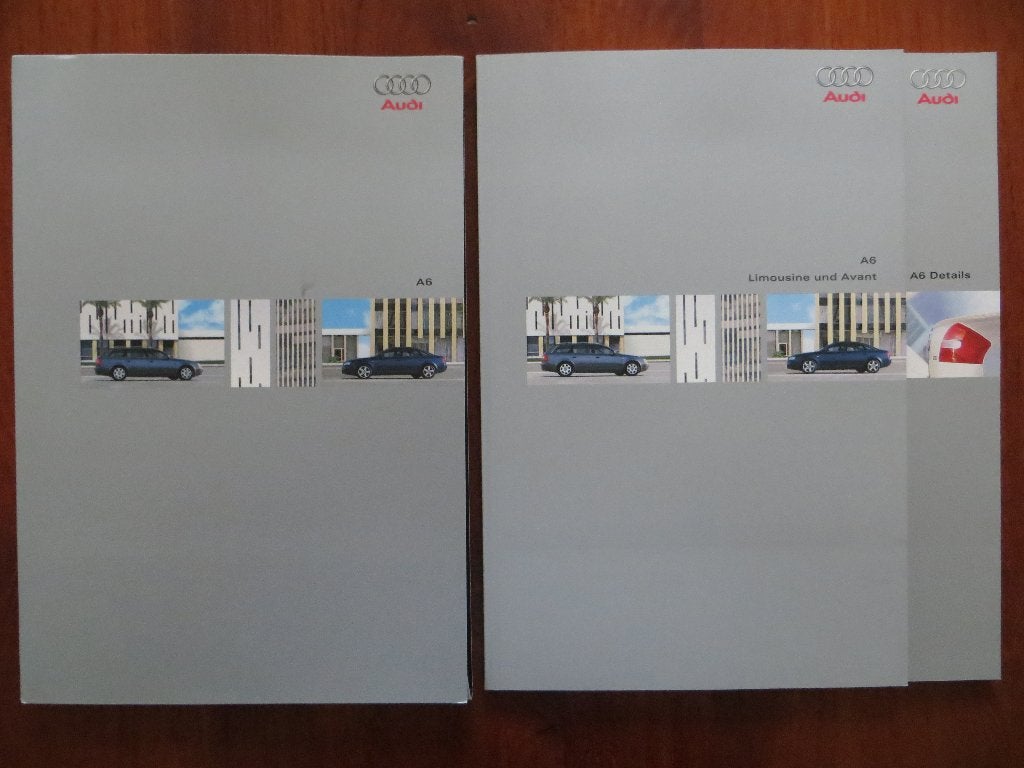 Map met 2 folders: Audi A6, A6 Details (juni 2002), Verzenden, Nieuw, Audi