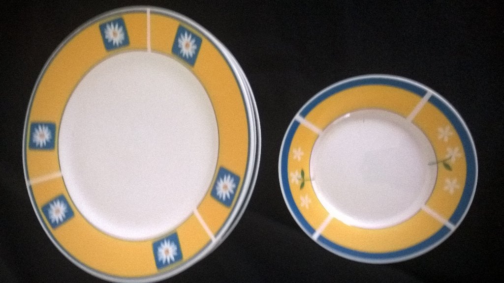 Vintage 3 dinner borden 27 cm + 1 van  16 cm- gemerkt, Ophalen of Verzenden