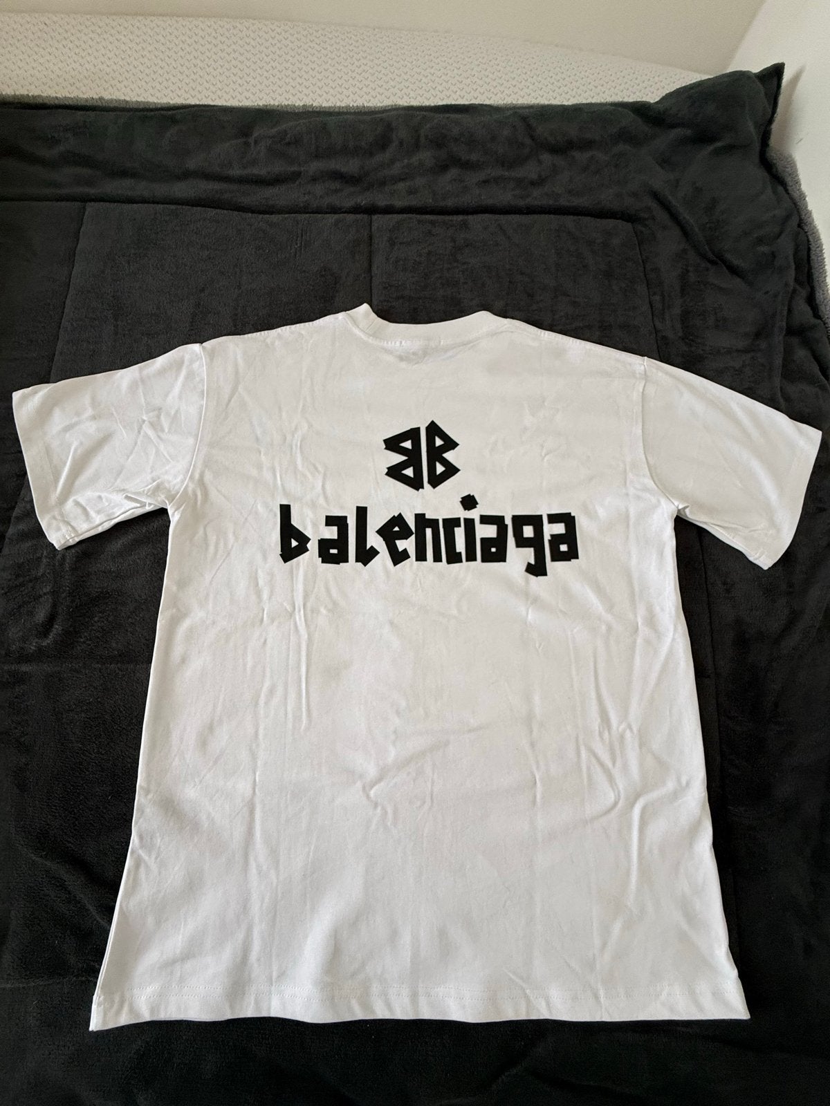 Balenciaga T-shirt Wit met Zwart Logo, Ophalen of Verzenden, Zo goed als nieuw, Maat 48/50 (M), Wit