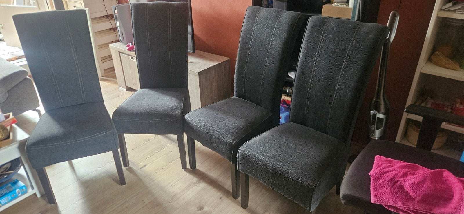 4 donkergrijze eetkamerstoelen, Ophalen, Gebruikt, Vier, Modern