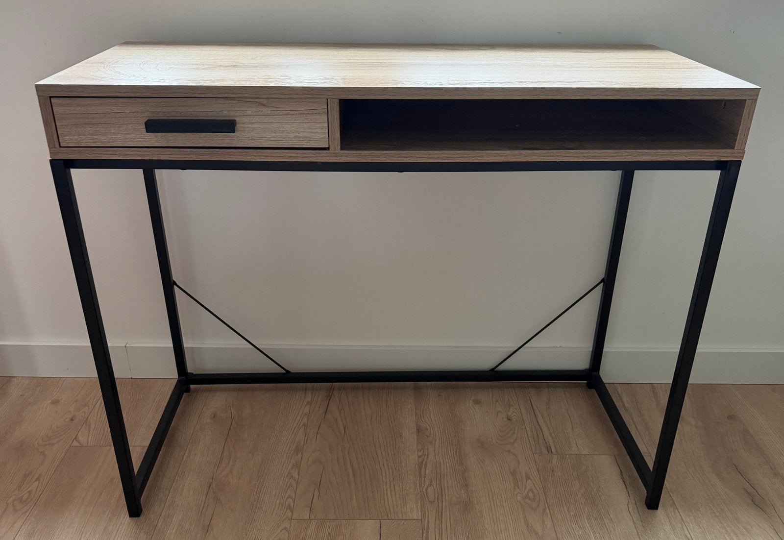 Bureau hout met metale frame, Ophalen, Overige typen, 45 cm, Zo goed als nieuw