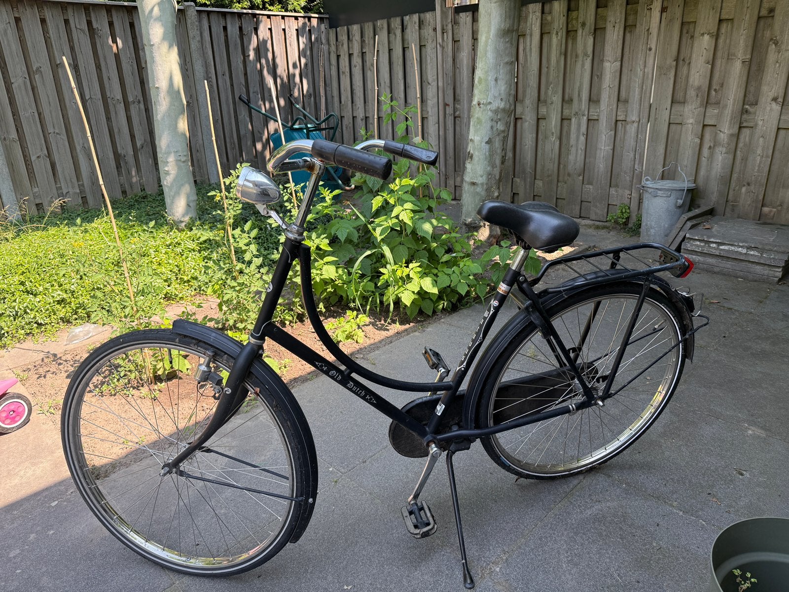 Zwarte Batavus Old Dutch omafiets, 56 cm of meer, Ophalen, Gebruikt, Terugtraprem