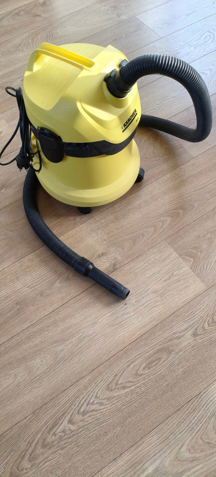 Kärcher WD 2 Nat- en Droogzuiger, Ophalen, Minder dan 1200 watt, Kärcher
