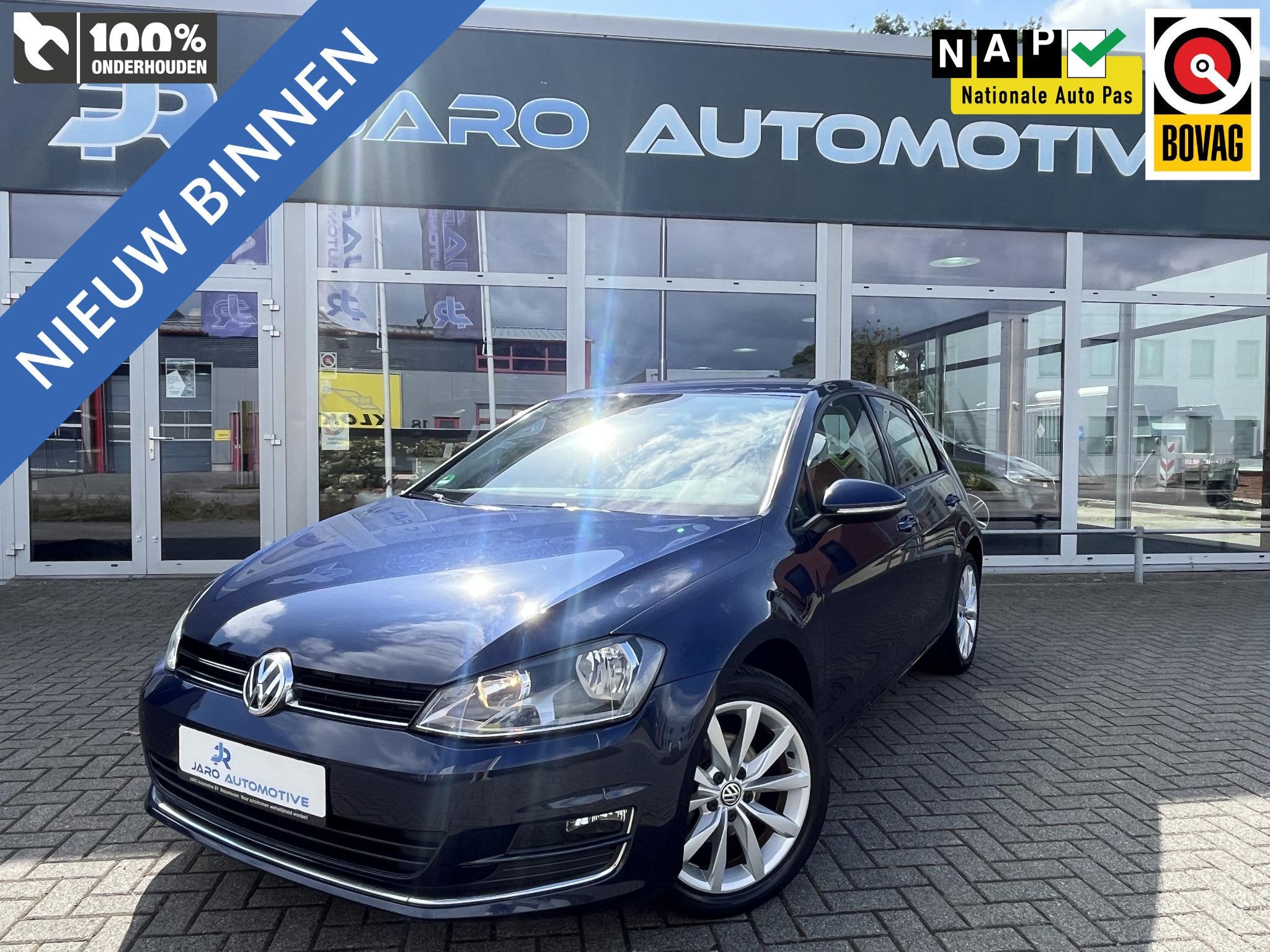 Volkswagen Golf 1.2 TSI Business Edition Connected | PDC V+A, Auto's, Gebruikt, 4 cilinders, Blauw, Automatische klimaatregeling