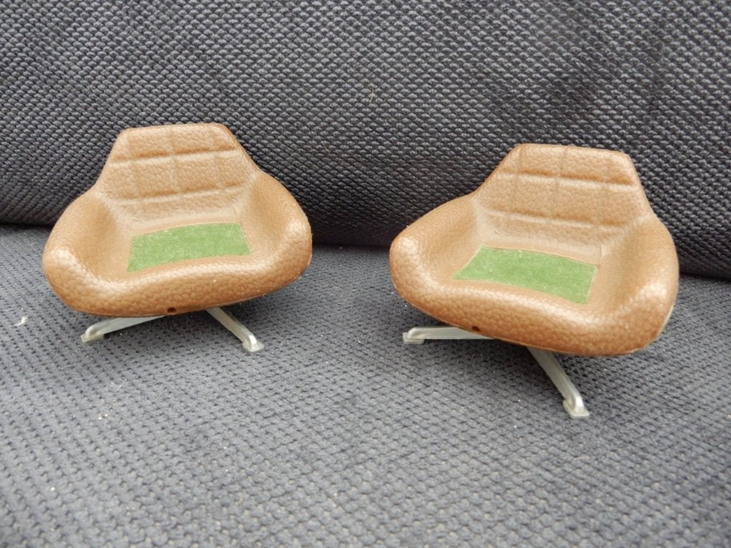 Vintage poppenhuis meubels. Crailsheimer miniatuur stoel, Ophalen of Verzenden, Gebruikt, Poppenhuis