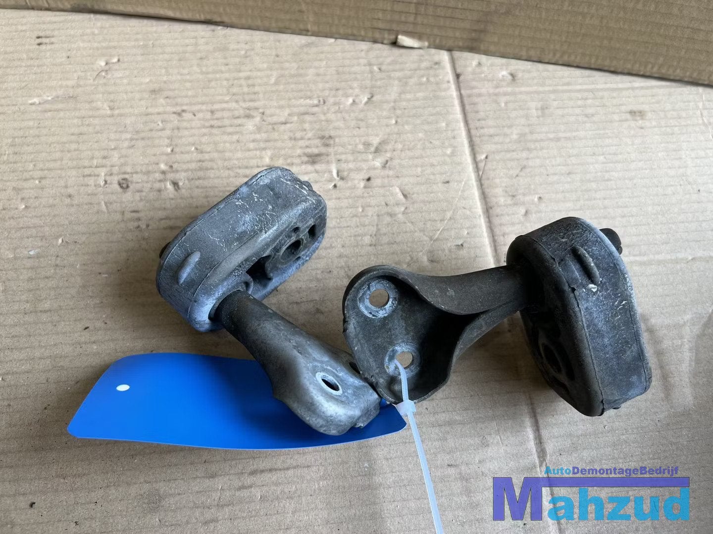 MERCEDES E-klasse W211 Uitlaat rubber beugel 2002-2009, Gebruikt, Mercedes-Benz AG, Mercedes-Benz, Ophalen of Verzenden