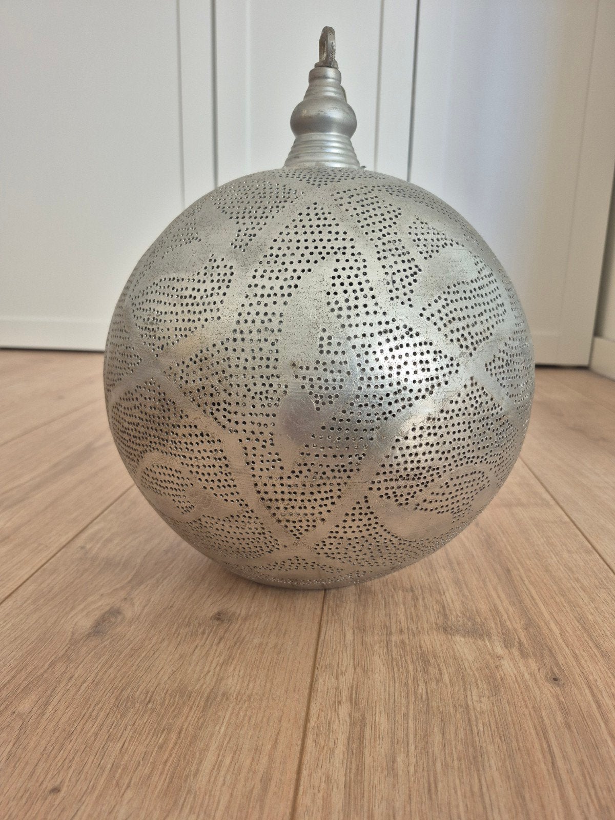 Oosterse hanglamp met gaatjespatroon, Ophalen, Gebruikt, E27 (groot), Oosters
