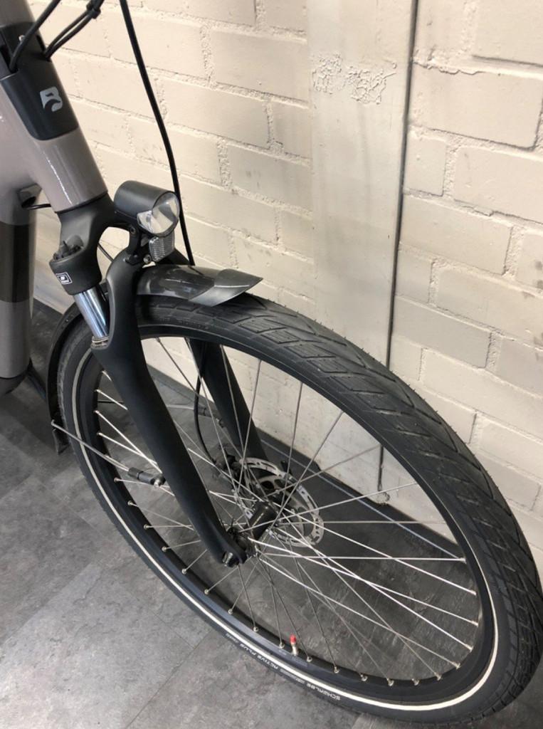 BATAVUS Altura E-Go PT Power Pro Lageinstap Taupe 61cm 2025, Gebruikt, -, - 0
-, NL, Batavus