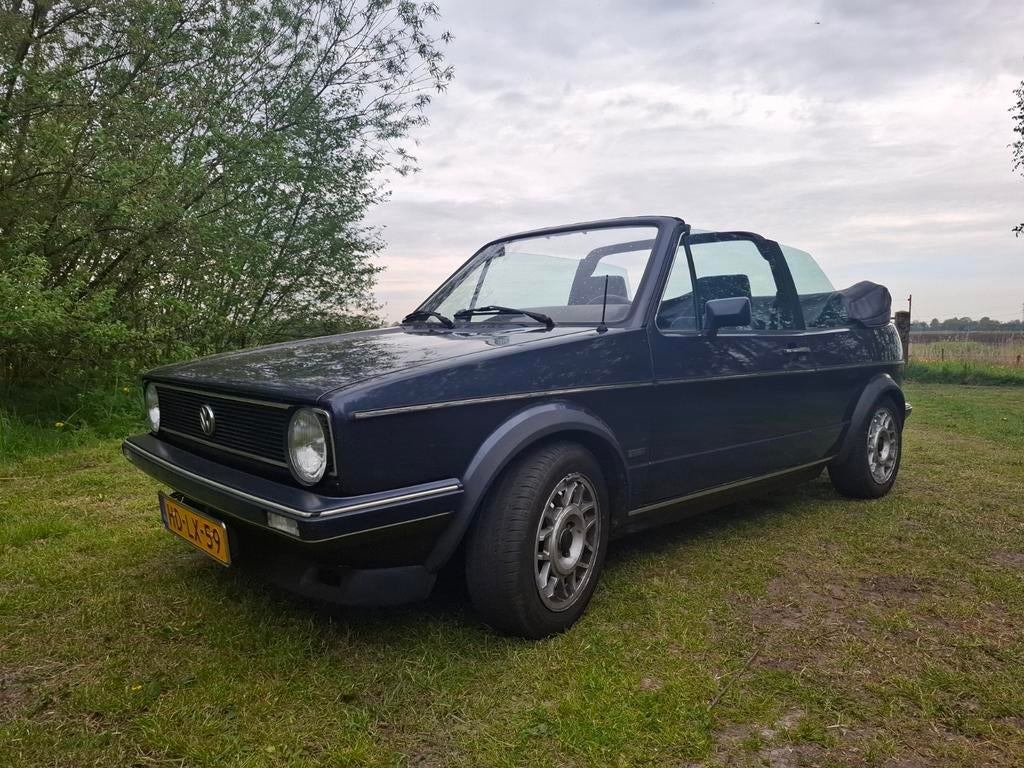 Volkswagen Golf 1.8 GL Cabriolet 1985 Blauw, Auto's, Voorwielaandrijving, 4 cilinders, Cabriolet, Blauw