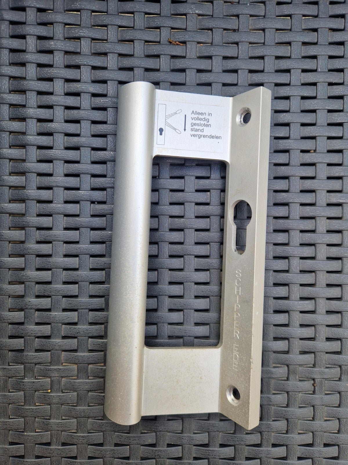 Schuif of Grendel voor deuren, zilverkleurig, Ophalen of Verzenden, Gebruikt, Rvs, Schuif of Grendel