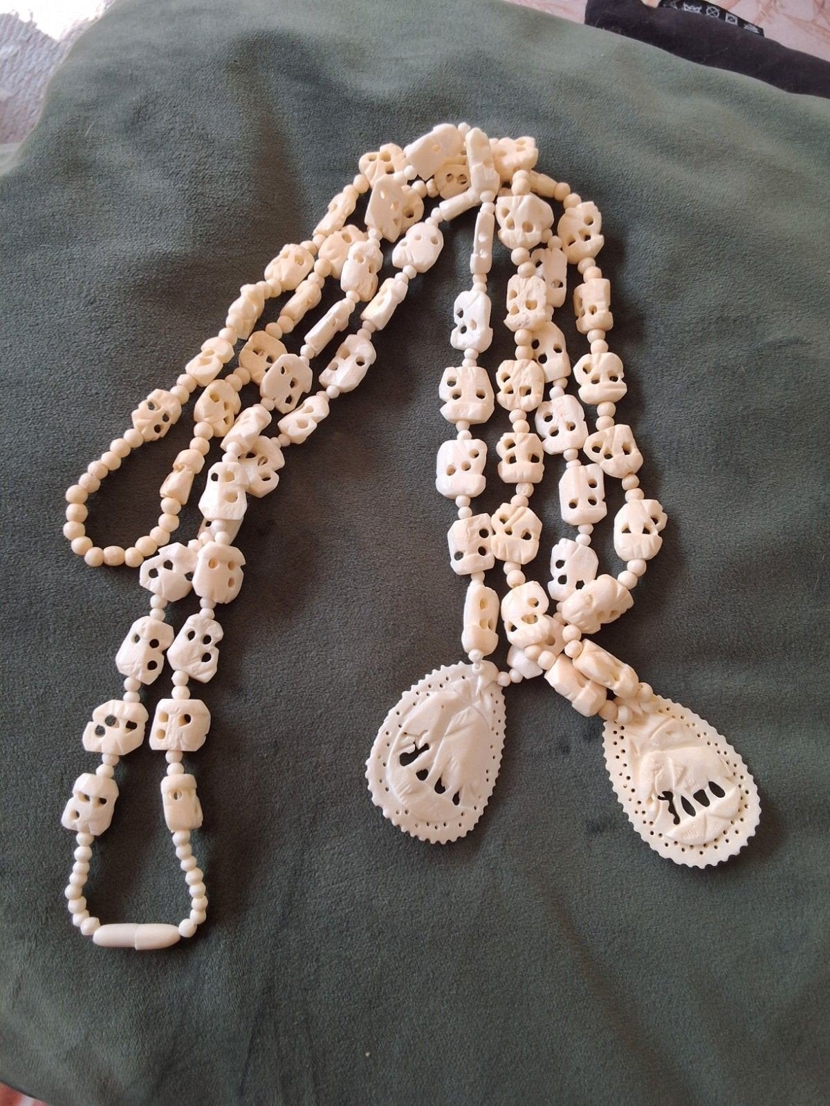 handgesneden been  olifant ketting orgineel afrika vintage, Ophalen of Verzenden