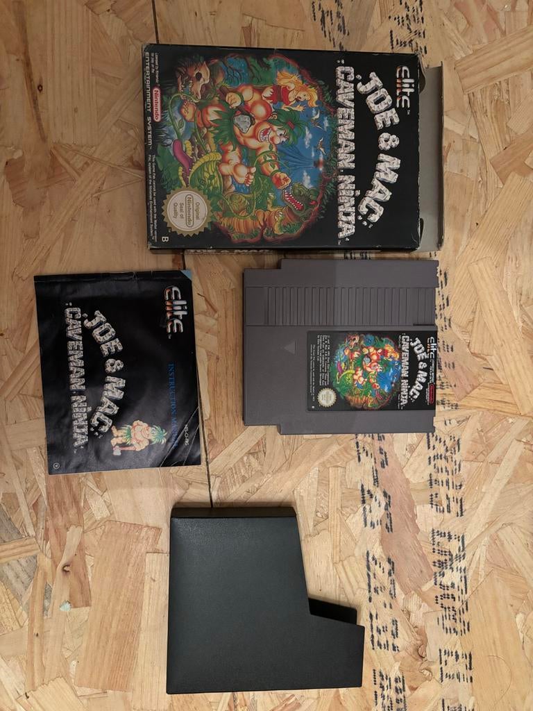 Joe & Mac: Caveman Ninja NES - Compleet met doos en boekje, Avontuur en Actie, 1 speler, Ophalen of Verzenden, Zo goed als nieuw