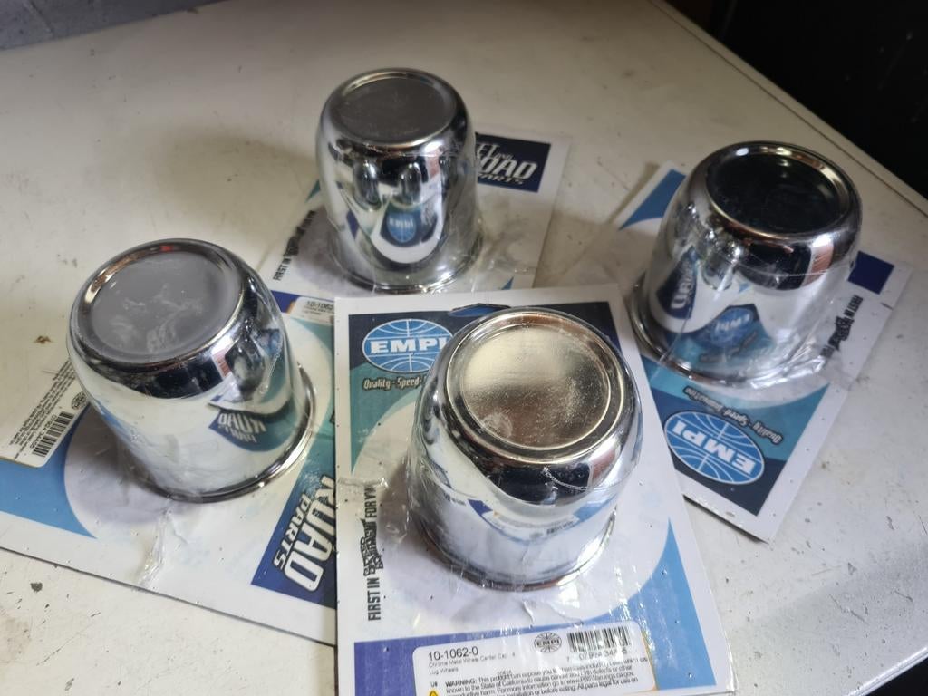 Chrome Naafkappen voor VW Kever/Bus (set van 4), Ophalen, Nieuw, Zomerbanden