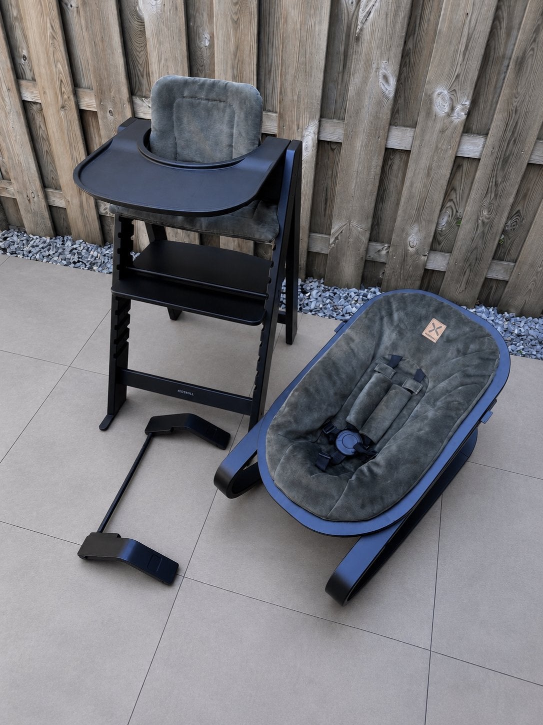Kidsmill meegroeistoel zwart met newbornset Hunter Green, Ophalen, Gebruikt, Meegroeistoel