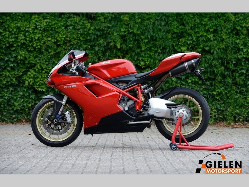 DUCATI 848  R uitgevoerd, DUCATI, 2 cilinders, 849 cc, Motorrijbewijs A