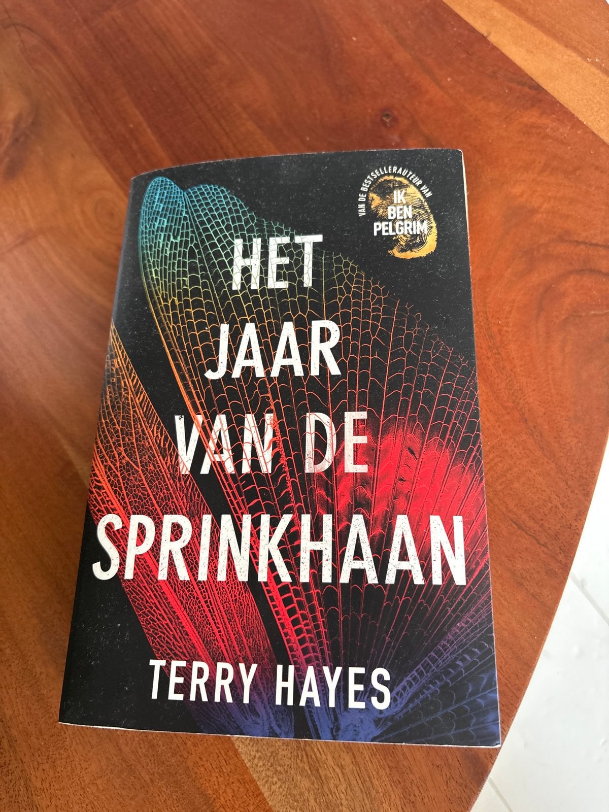 Het Jaar van de Sprinkhaan - Terry Hayes (Zo goed als nieuw), Boeken, Ophalen of Verzenden, Zo goed als nieuw, Nederland