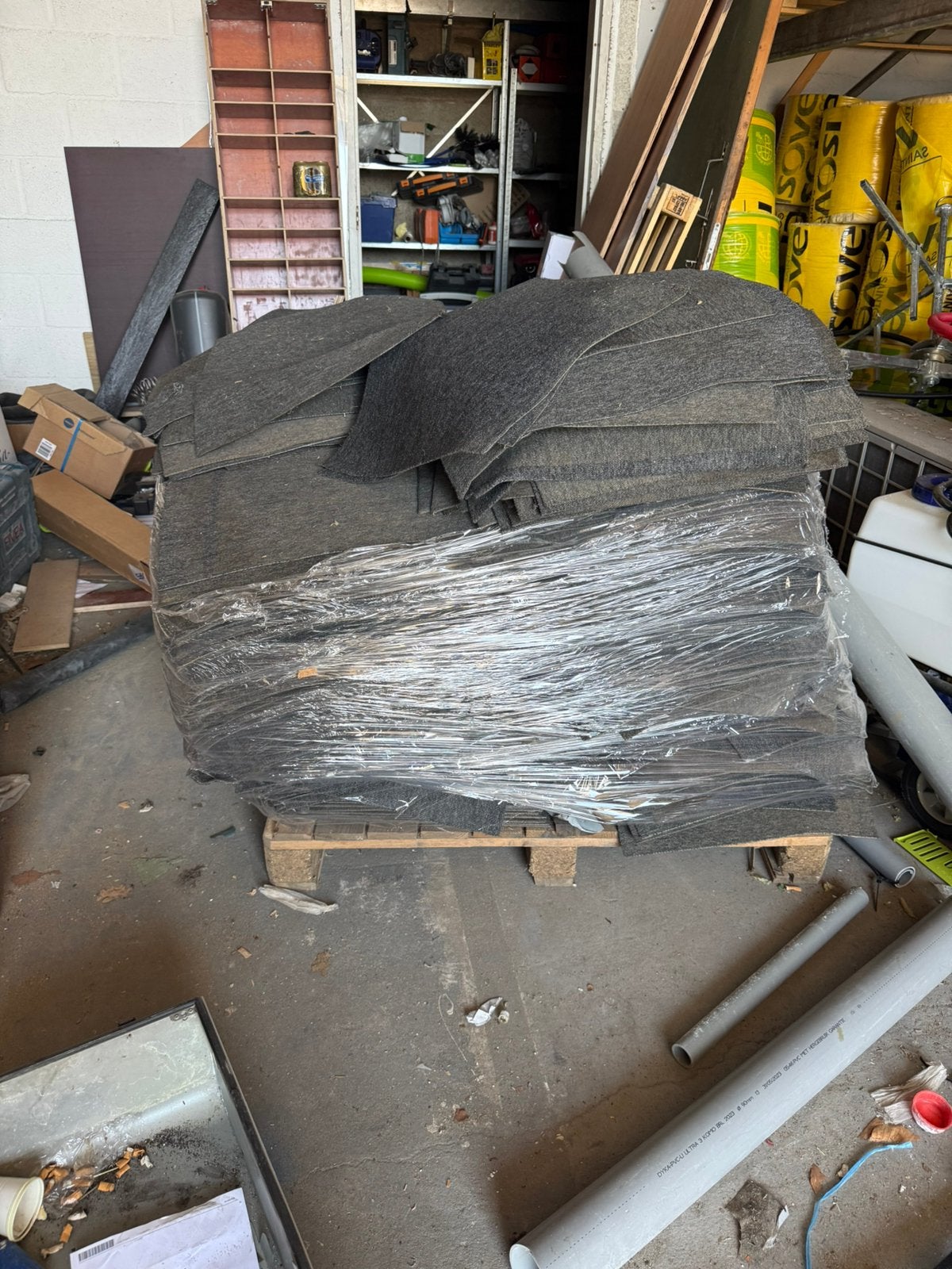 Halve pallet tapijt tegels GEBRUIKT, Ophalen of Verzenden, Zo goed als nieuw