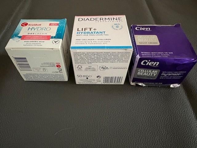 2 Dagcrèmes en 1 Nachtcrème - Nieuw in verpakking, Ophalen of Verzenden, Nieuw, Gehele gezicht