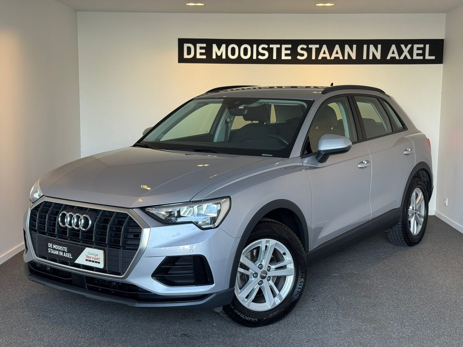 Audi Q3 35 TFSI (bj 2019, automaat), Auto's, Audi, Stof, 4 cilinders, 150 pk, 1505 kg