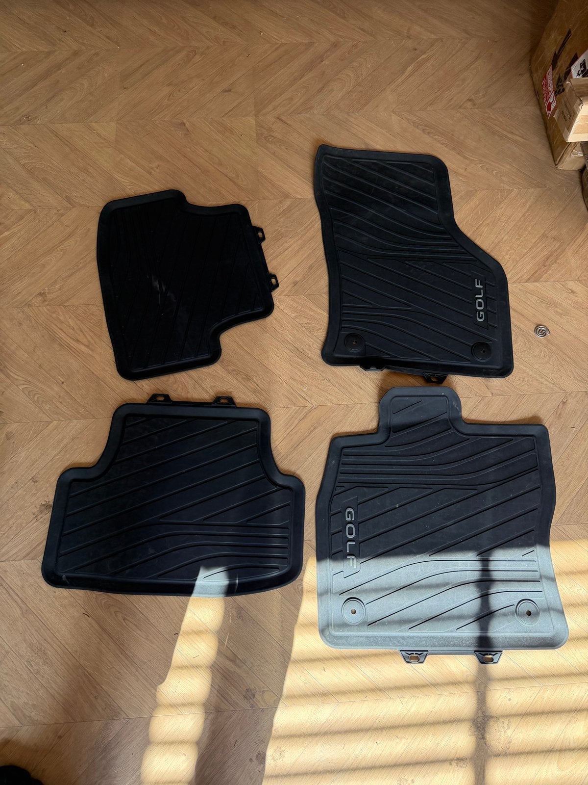 Rubberen mattenset voor Volkswagen Golf 8, Ophalen of Verzenden, Zo goed als nieuw