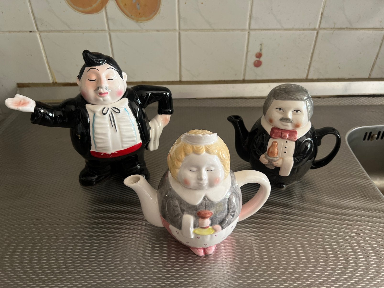 Vintage Set van 3 Keramieken Theepotten., Keramiek, Ophalen of Verzenden, Zo goed als nieuw, Theepot