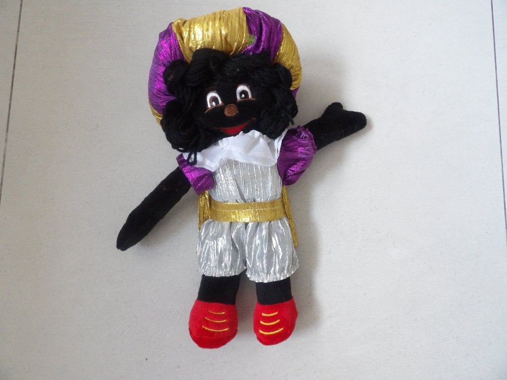 NIEUW 1 gezellig mooi MEISJES PIETJE 33 cm, Ophalen of Verzenden, Nieuw