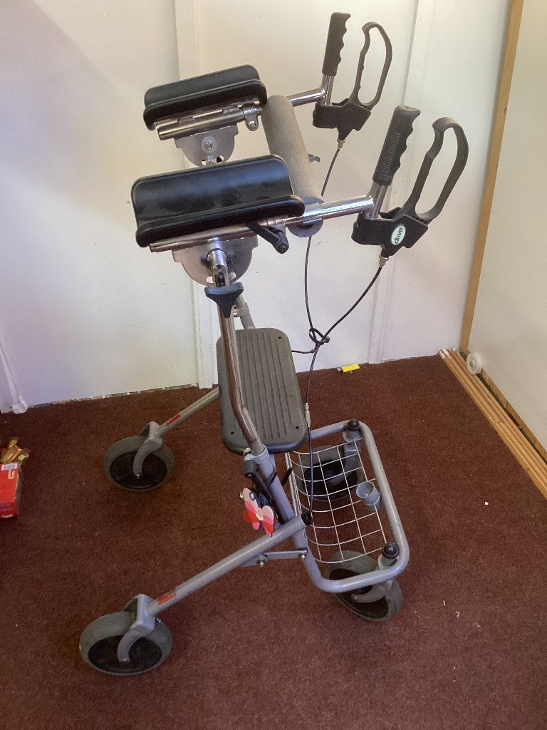 Rollator met onderarm steunen, Diversen, Rollators, Ophalen, Gebruikt