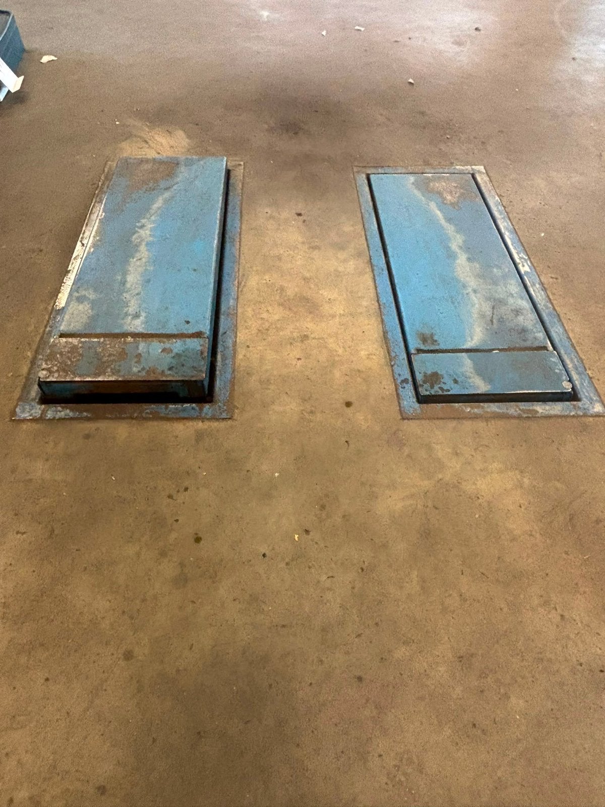 Schaarhefbrug autec defect, Ophalen, Gebruikt