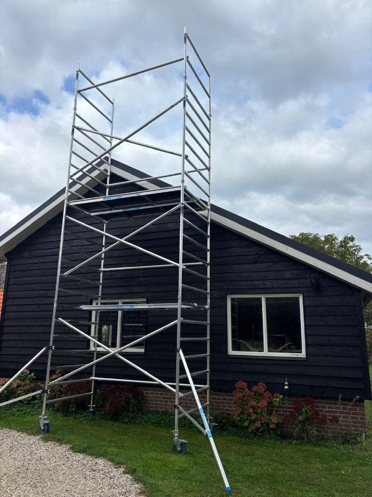 Foto 4 van ROLSTEIGER TE HUUR – 6,2 OF 8,2 METER WERKHOOGTE