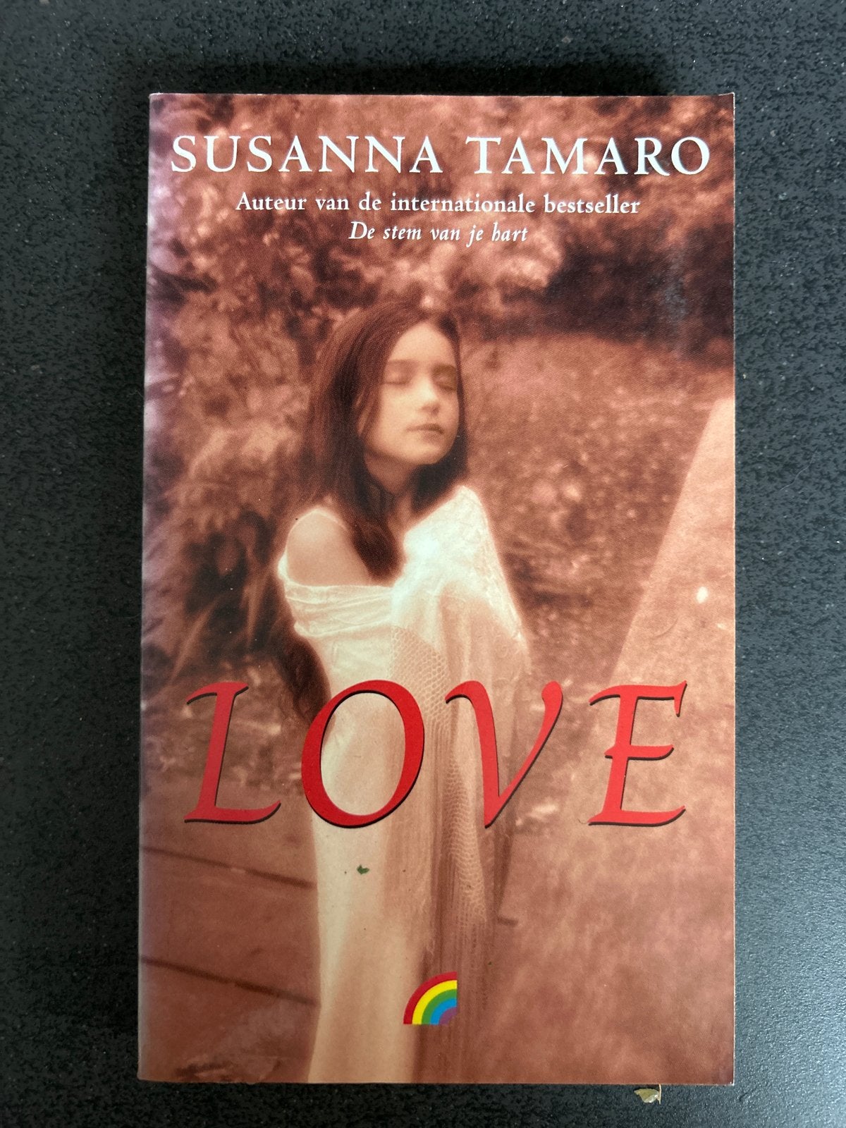 Love - Susanna Tamaro (Rainbow Pocketboek), Ophalen of Verzenden, Gelezen, Nederland