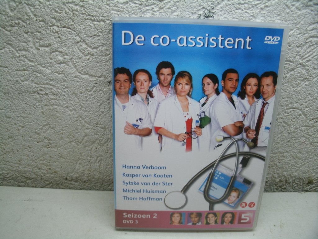 dvd 266b de co-assistent seizoen 2  3 dvd, Alle leeftijden, Ophalen of Verzenden, Zo goed als nieuw, Komedie