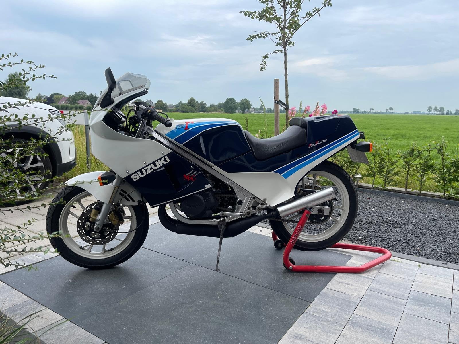 Suzuki RG 250 gamma MK3, Motoren, 2 cilinders, 250 cc