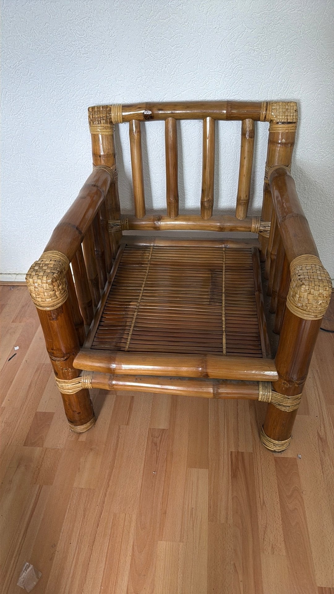 ***MOET WEG*** Bamboe fauteuil, t.e.a.b,, Ophalen