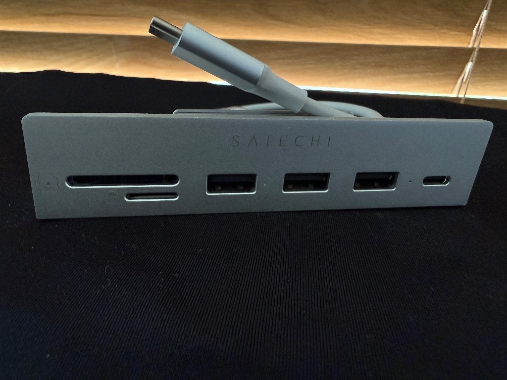 USB-C hub Satechi voor imac, Computers en Software, Dockingstations, Ophalen of Verzenden, Zo goed als nieuw, USB-hub, Satechi
