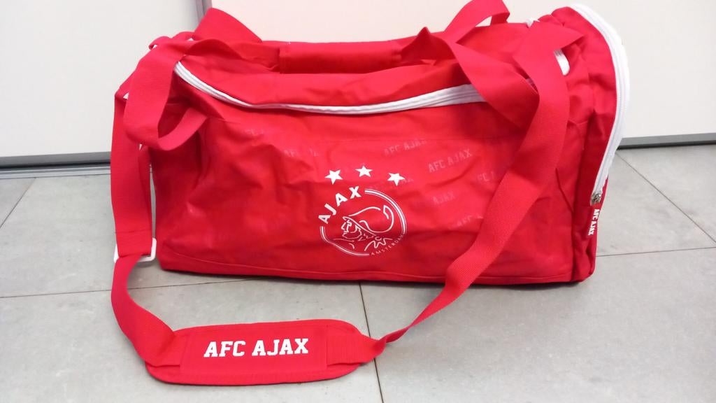Ajax sporttas voetbaltas, Sieraden, Tassen en Uiterlijk, Tassen | Sporttassen, Ophalen of Verzenden