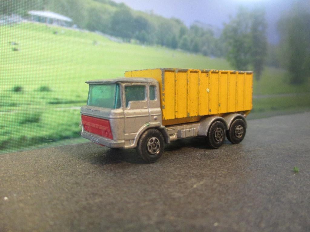 1:94 DAF 2600 Tipper Container Truck Lesney Matchbox SF47, Ophalen of Verzenden, Gebruikt, Bus of Vrachtwagen