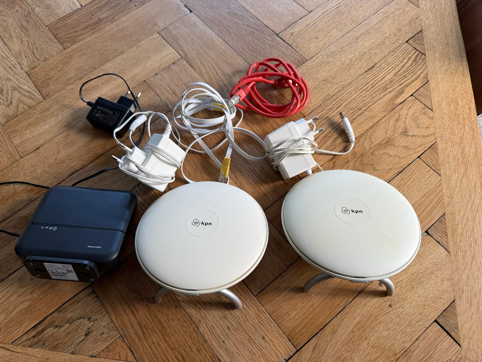 2x KPN WiFi Versterkers + 1x LAN Wifi versterker, Ophalen of Verzenden, Gebruikt