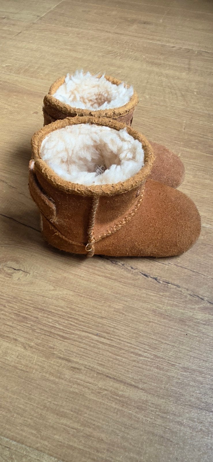 UGG baby slofjes maat 18, Slofjes, Gebruikt, UGG, Jongetje of Meisje