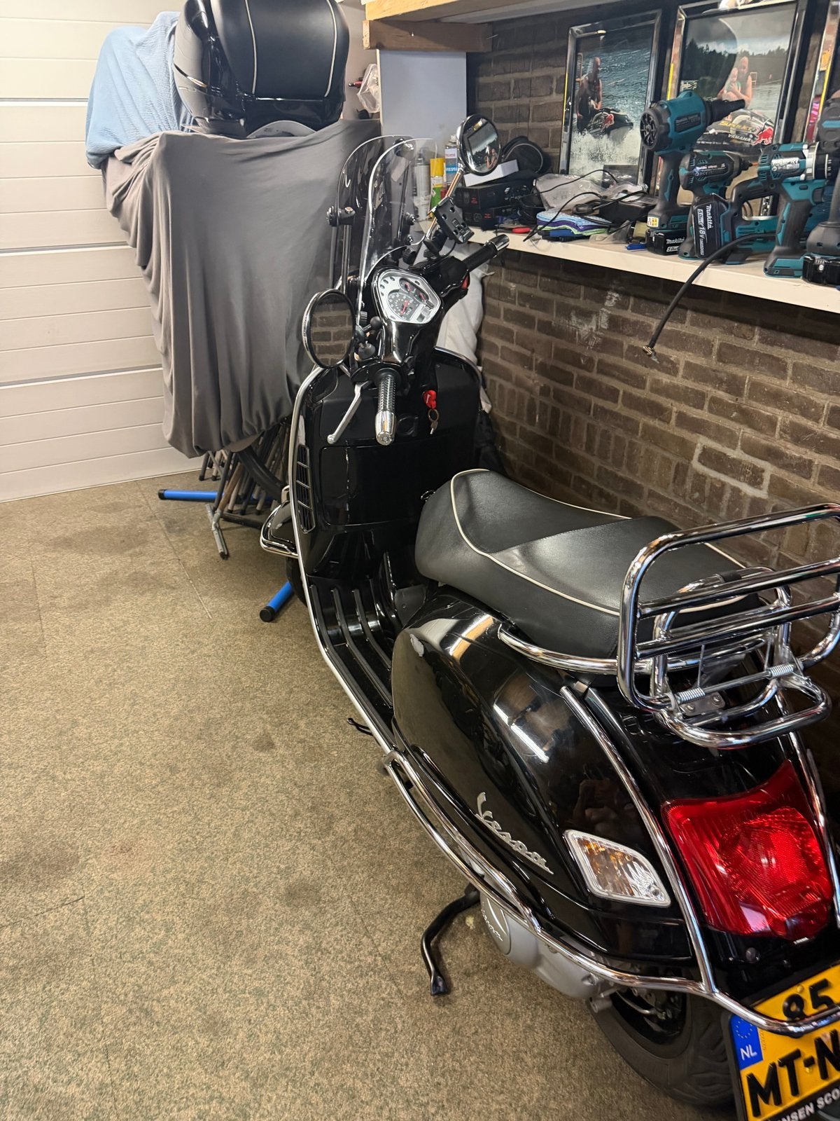 Vespa GTS 300 Super Sport - Zo goed als nieuw, Ophalen, Overige modellen, Maximaal 45 km/u, Zo goed als nieuw